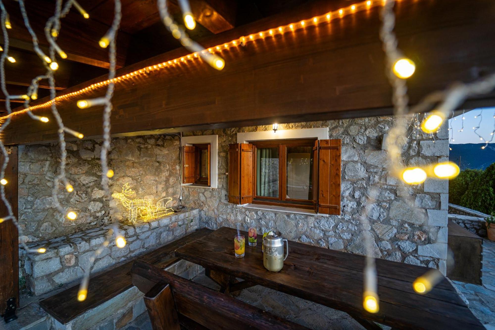 Rock Dandy Deluxe Chalet In Arachova - Delphi, Sauna, Prv Parking, Amazing View Kültér fotó