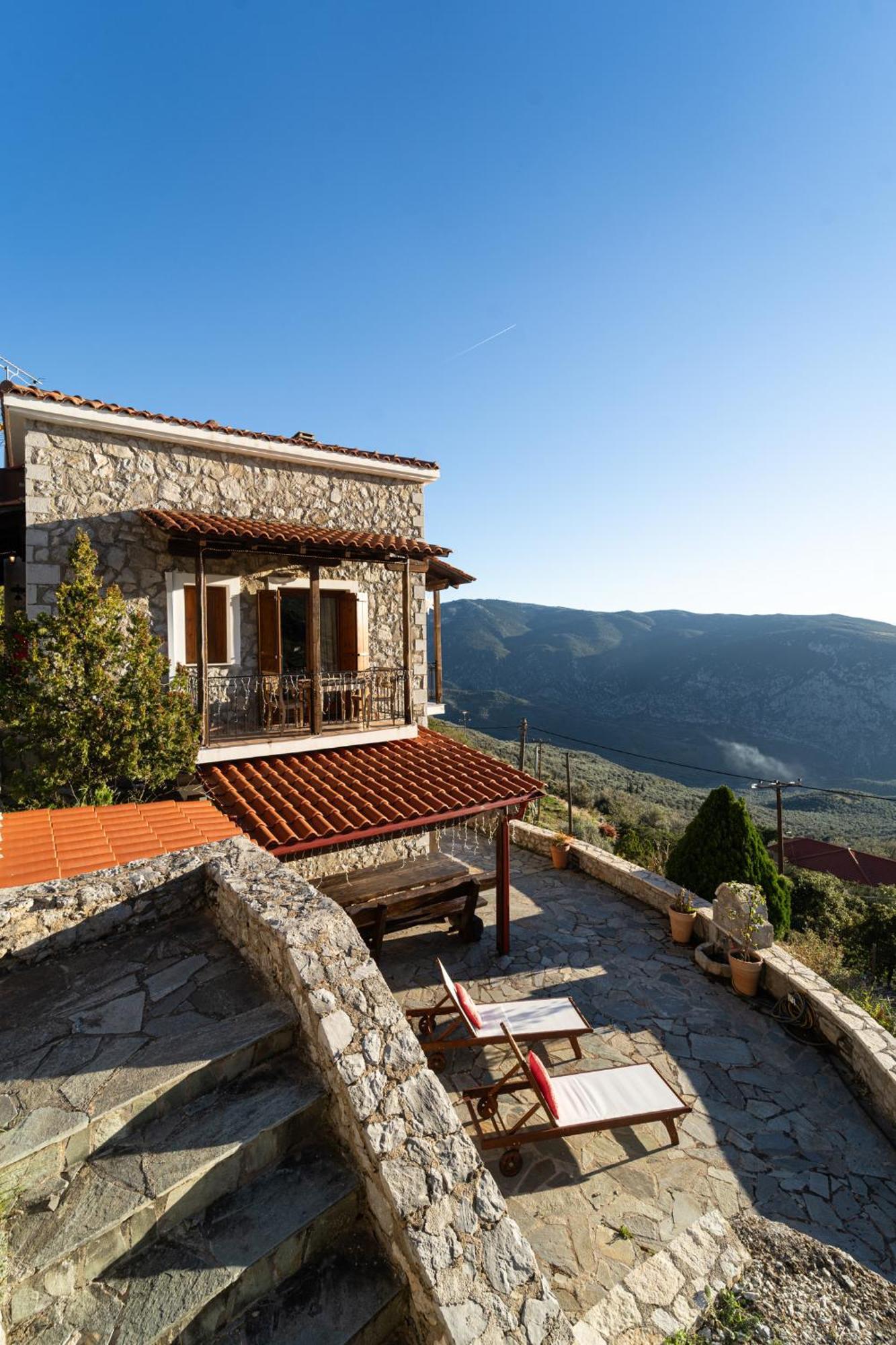 Rock Dandy Deluxe Chalet In Arachova - Delphi, Sauna, Prv Parking, Amazing View Kültér fotó