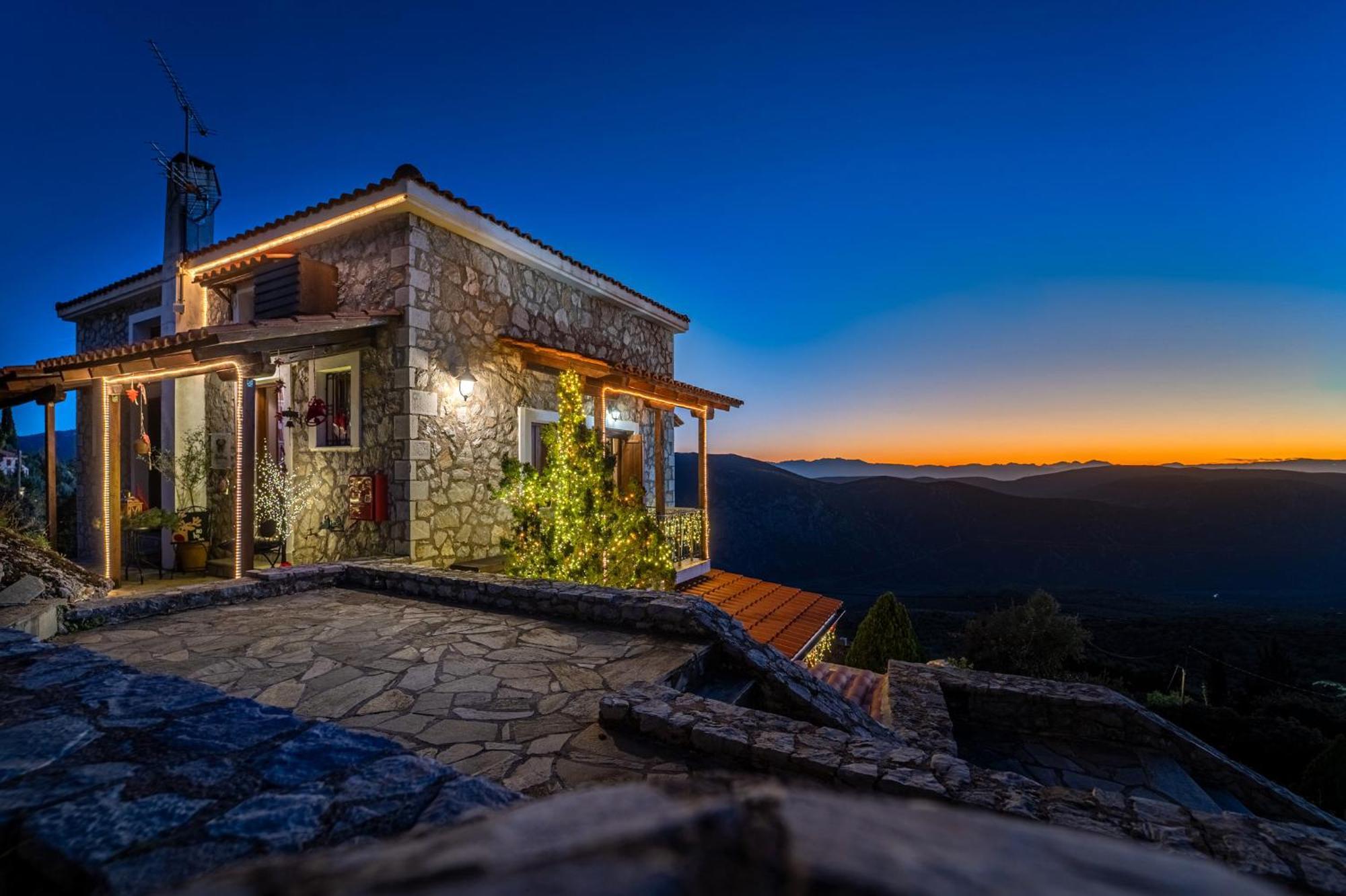 Rock Dandy Deluxe Chalet In Arachova - Delphi, Sauna, Prv Parking, Amazing View Kültér fotó