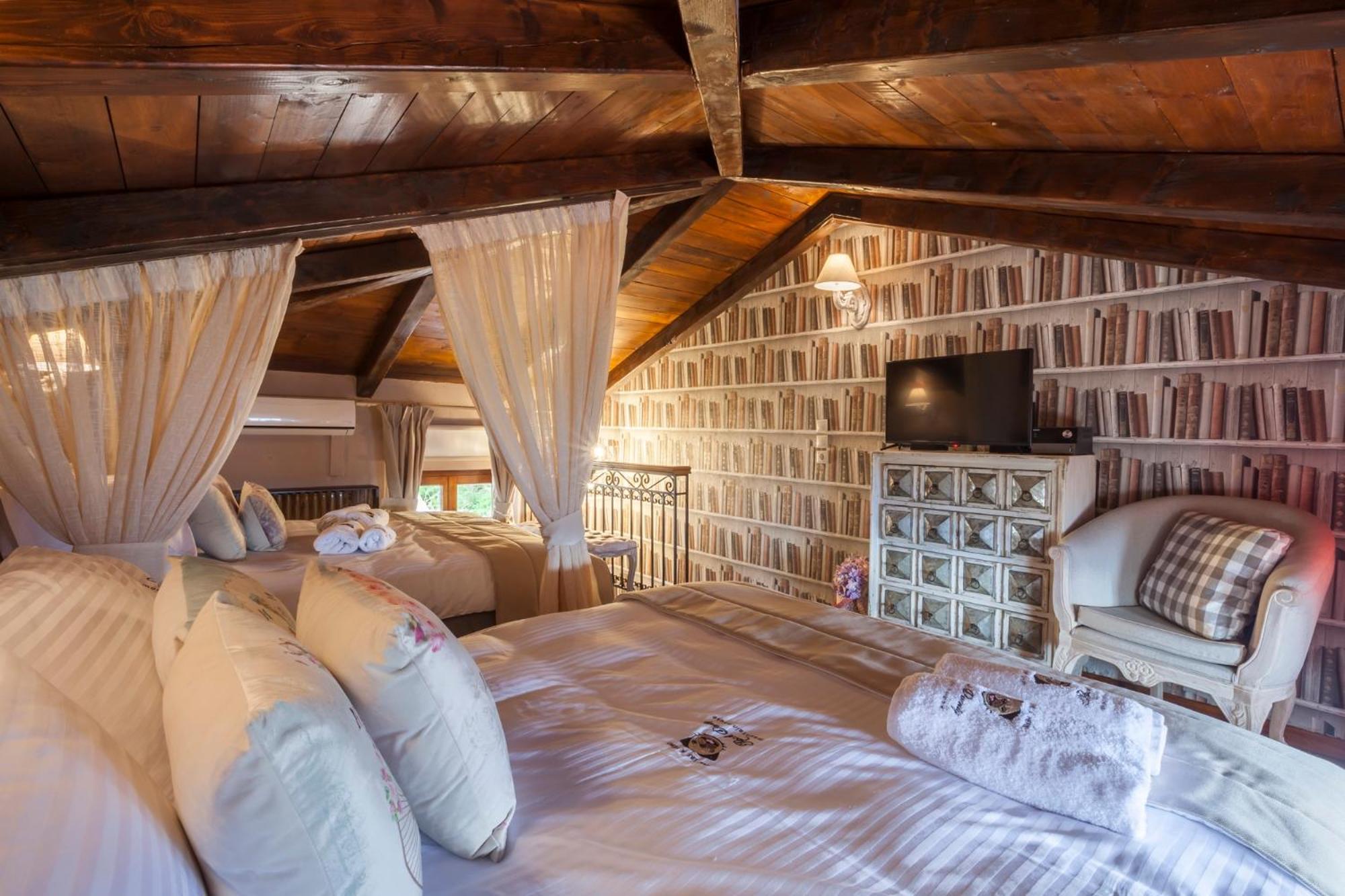 Rock Dandy Deluxe Chalet In Arachova - Delphi, Sauna, Prv Parking, Amazing View Kültér fotó